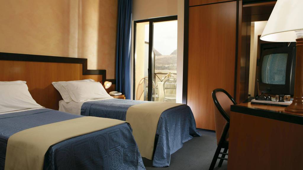 hotel-olimpia-avezzano-hotel-05 hotel-olimpia-avezzano-hotel-05